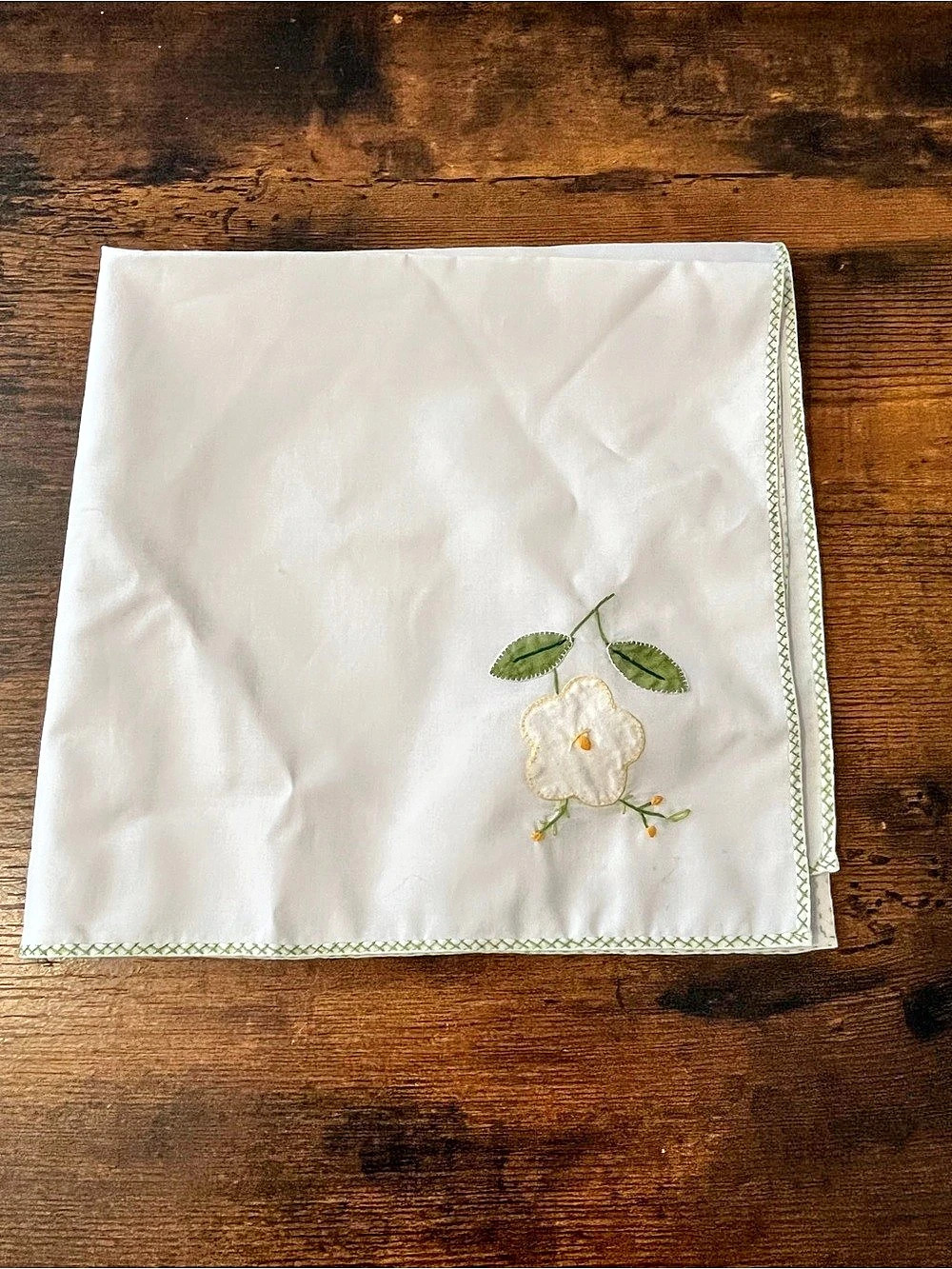 Vintage Embroidered Floral Table Linen in White Like New